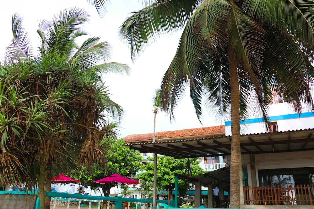 Zen Rooms Negombo Beach 58/61