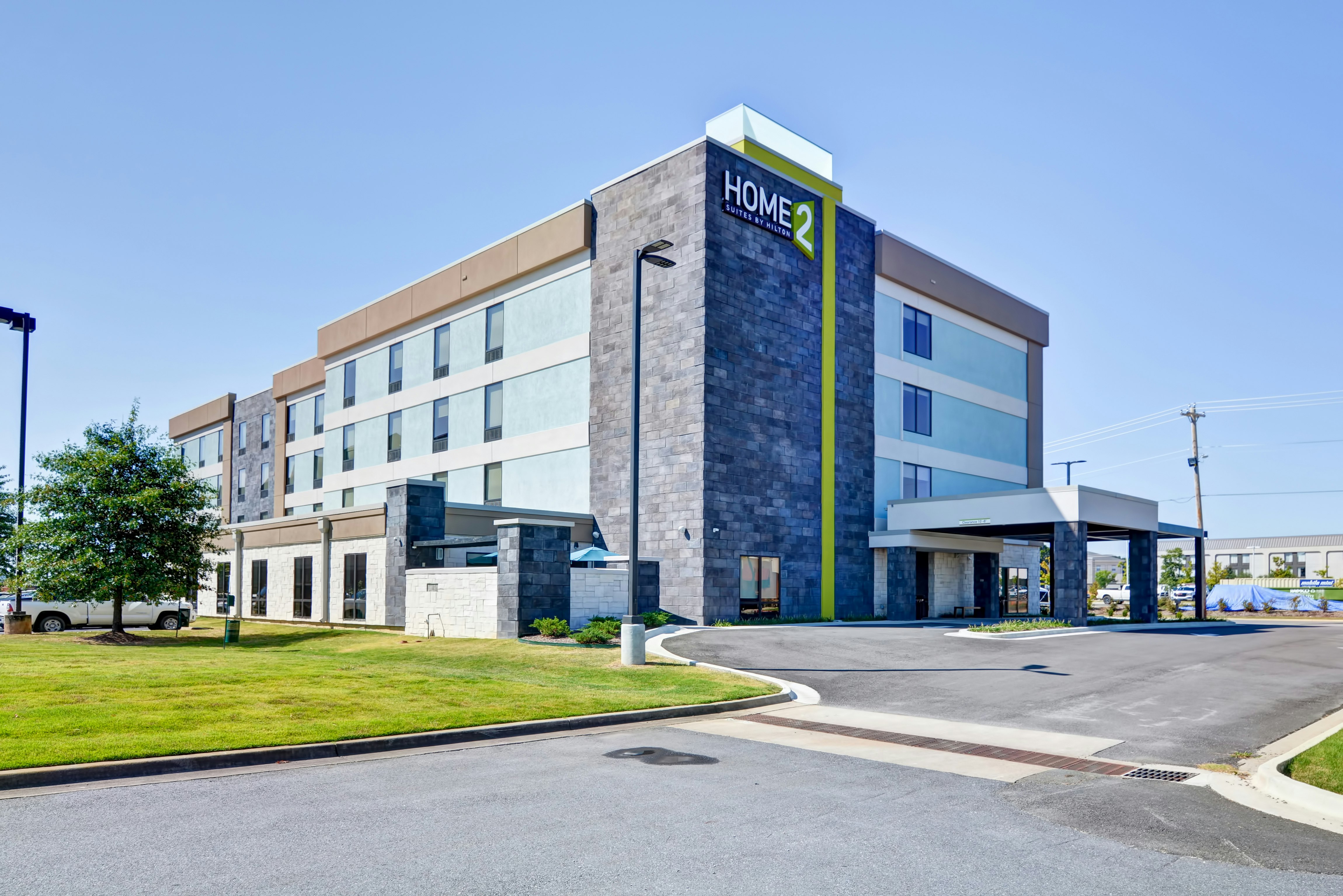 Home2 Suites by Hilton Conway 34/36