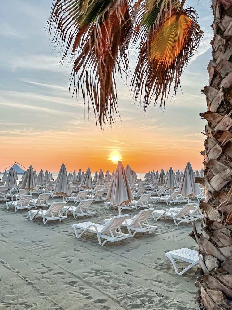 Grand Blue Fafa Resort 42/50