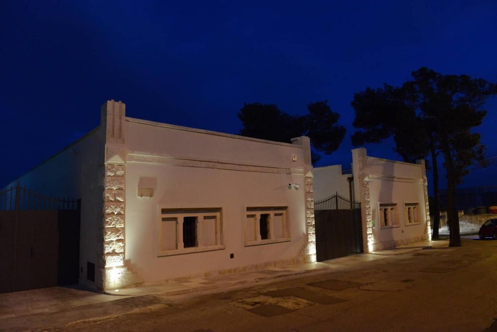 DOMUS ANTIQUA RESIDENCE 8/61