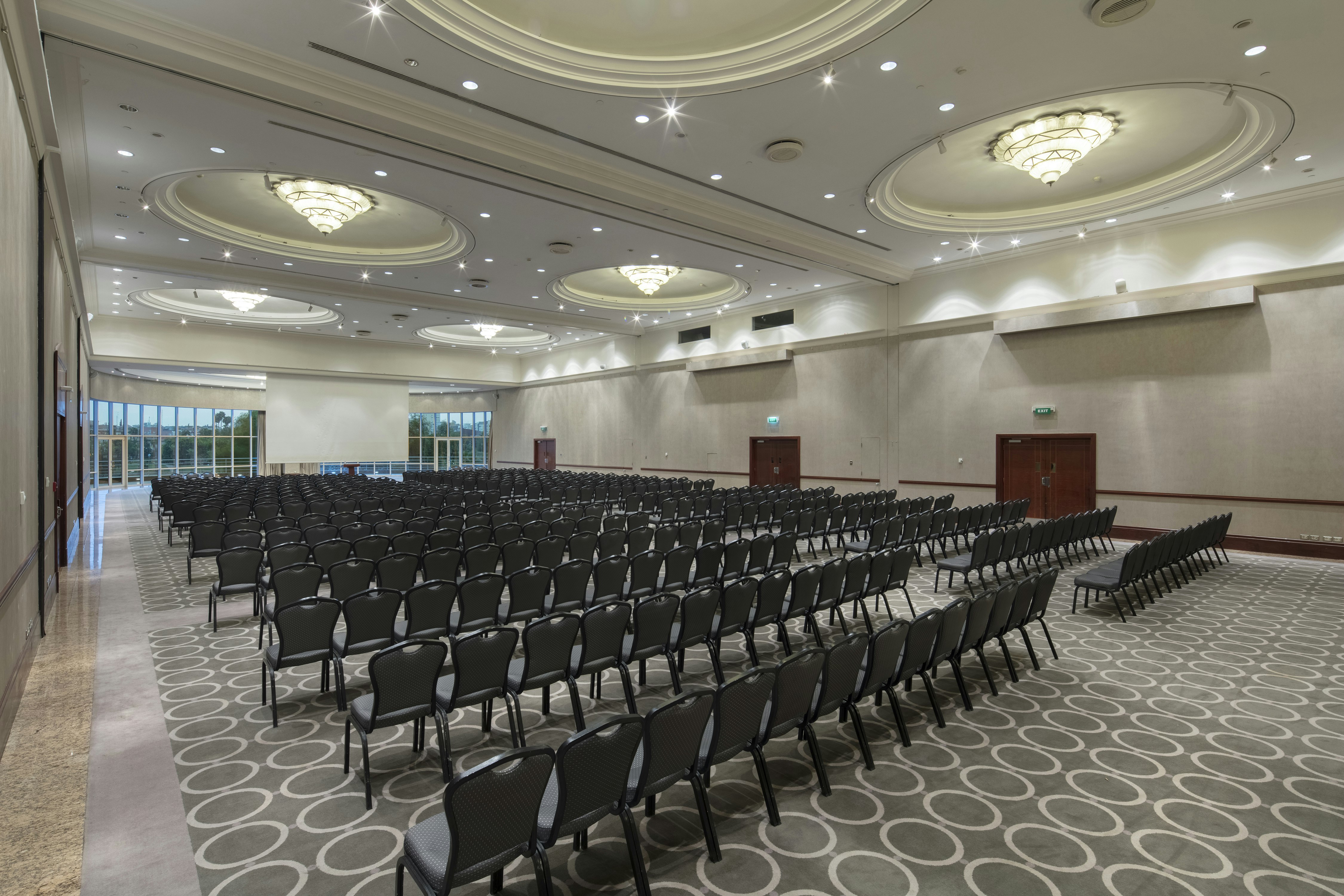 Adana HiltonSA 74/83