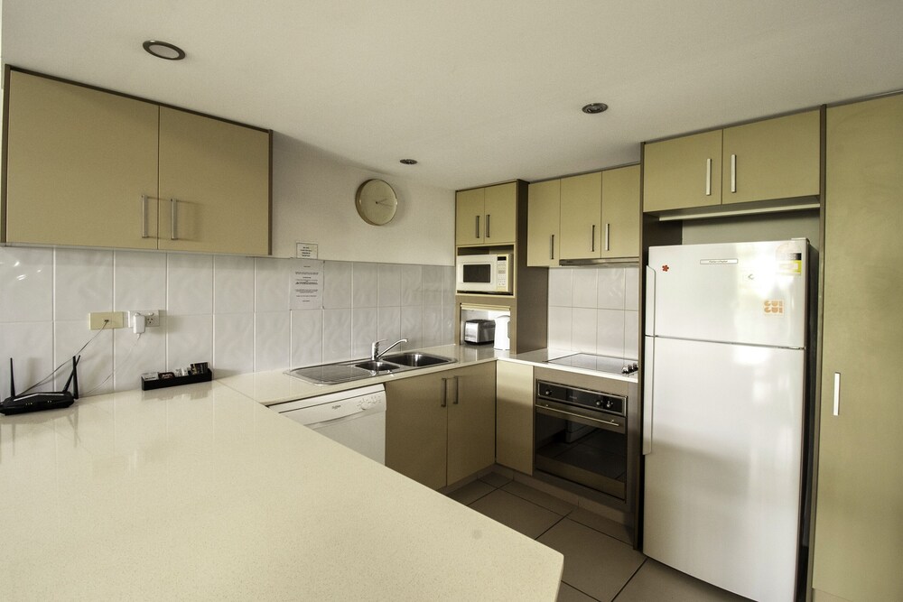 شقة بسرير كوين بإطلالة على الحديقة بغرفة نوم واحدة، Key Largo Apartments 7/7
