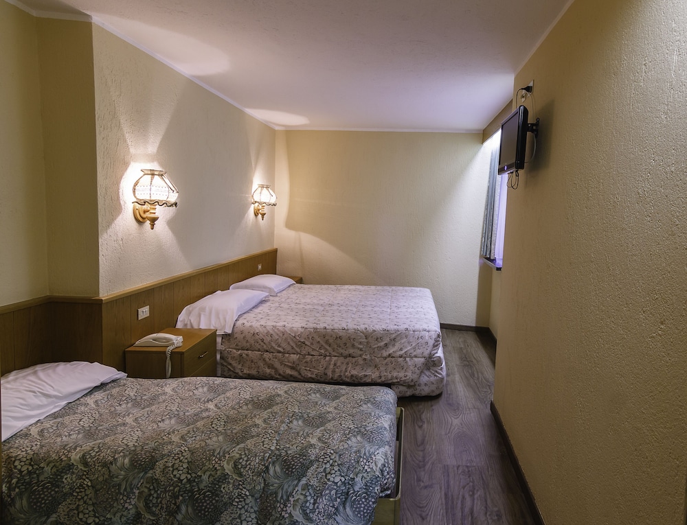 Hotel Ottoz Meublè 17/69