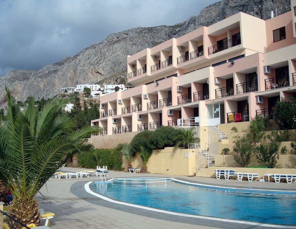 Hotel Plaza 4/58