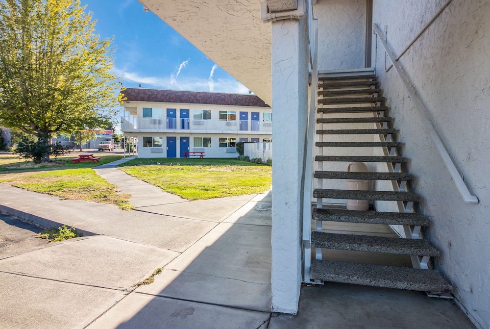 Motel6 Moses Lake, WA 46/53