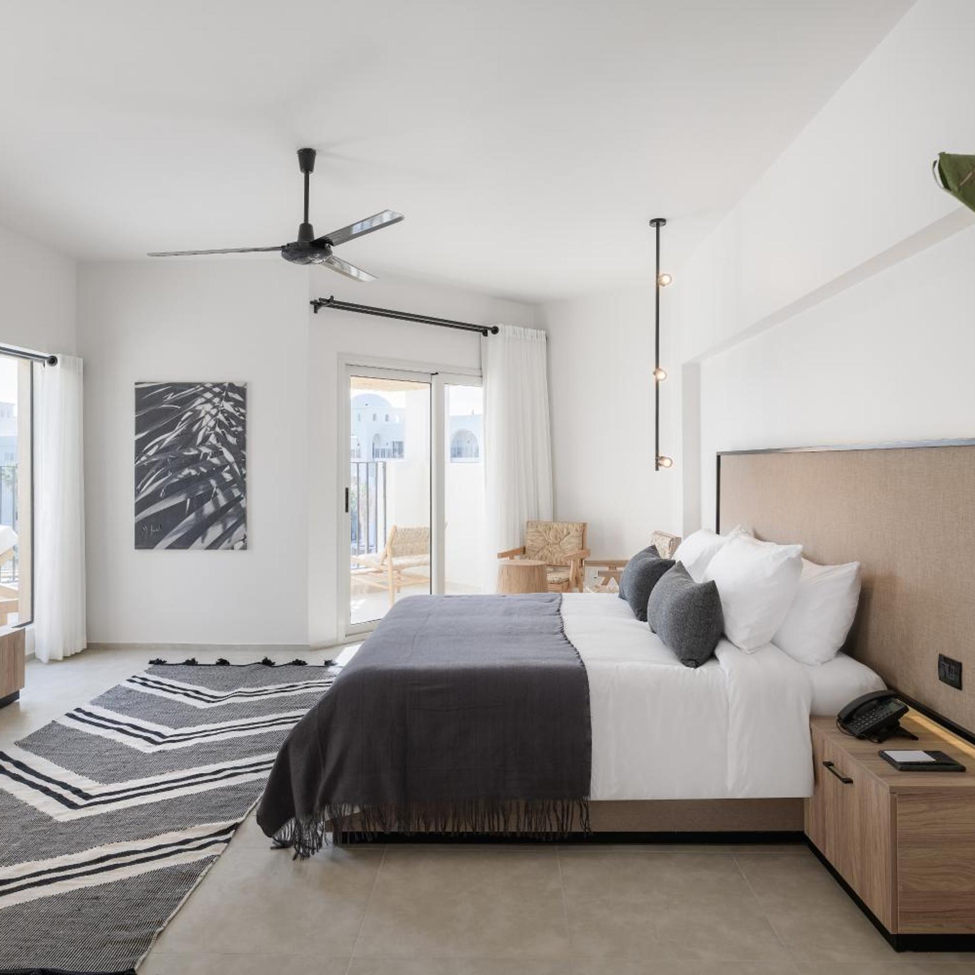 Penthouse Suite, Sea View