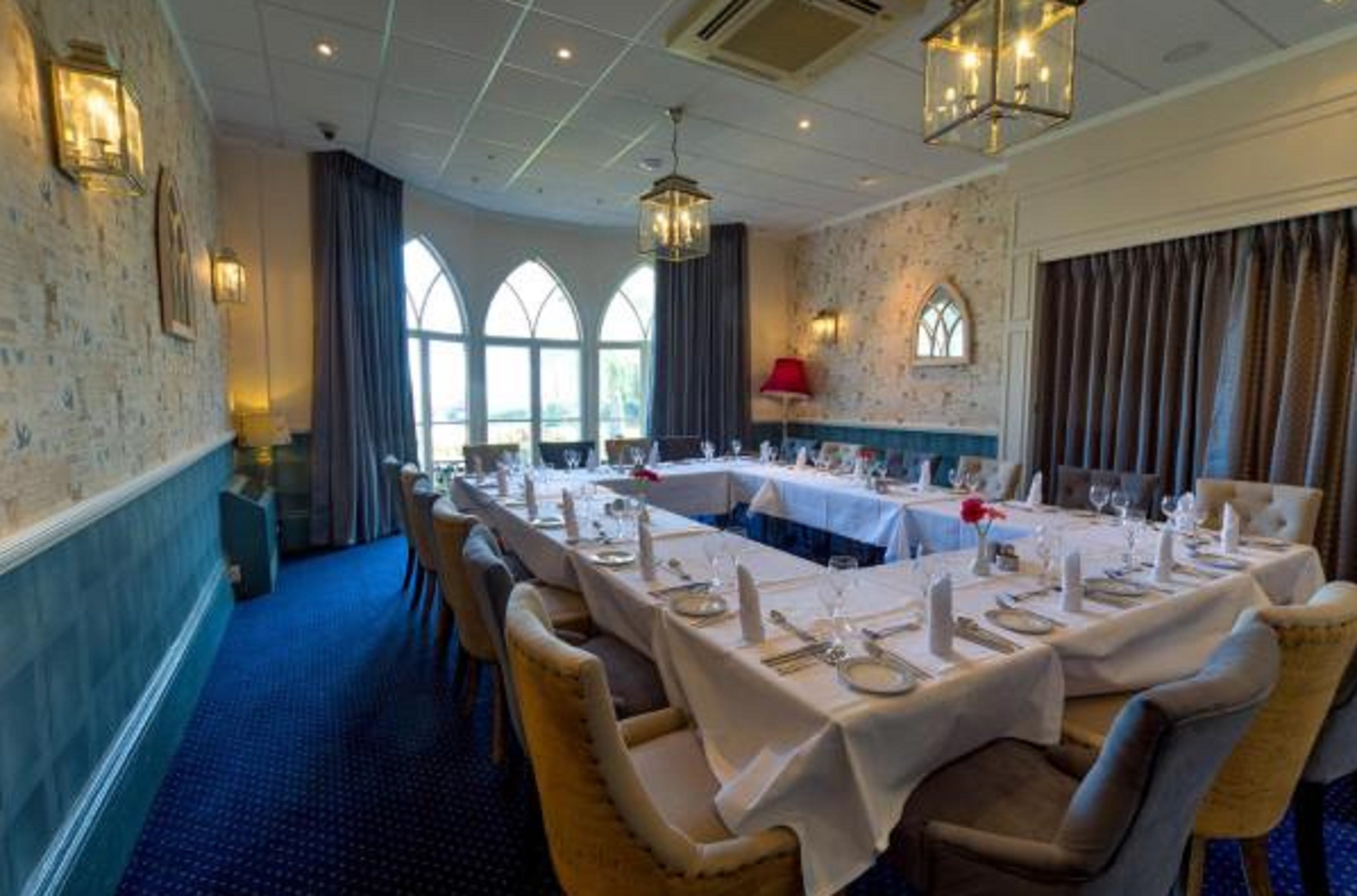 Langstone Cliff Hotel 57/80