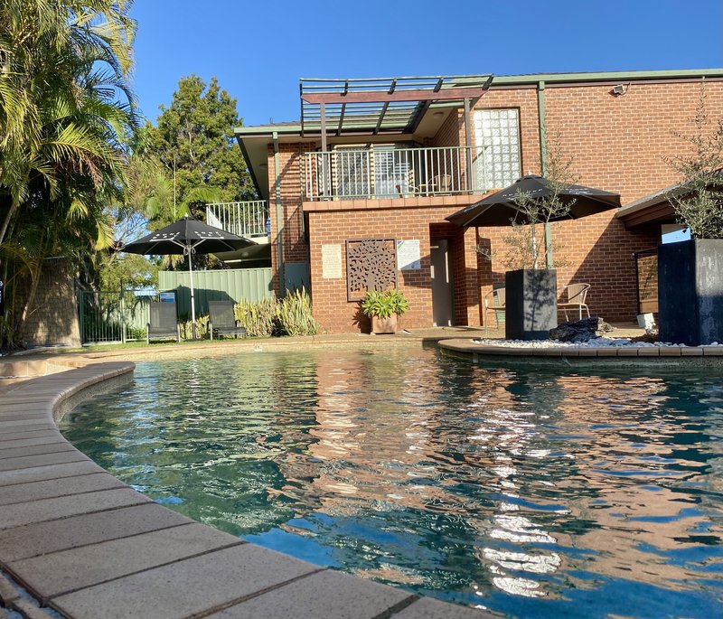 Macquarie Barracks Motor Inn 64/67
