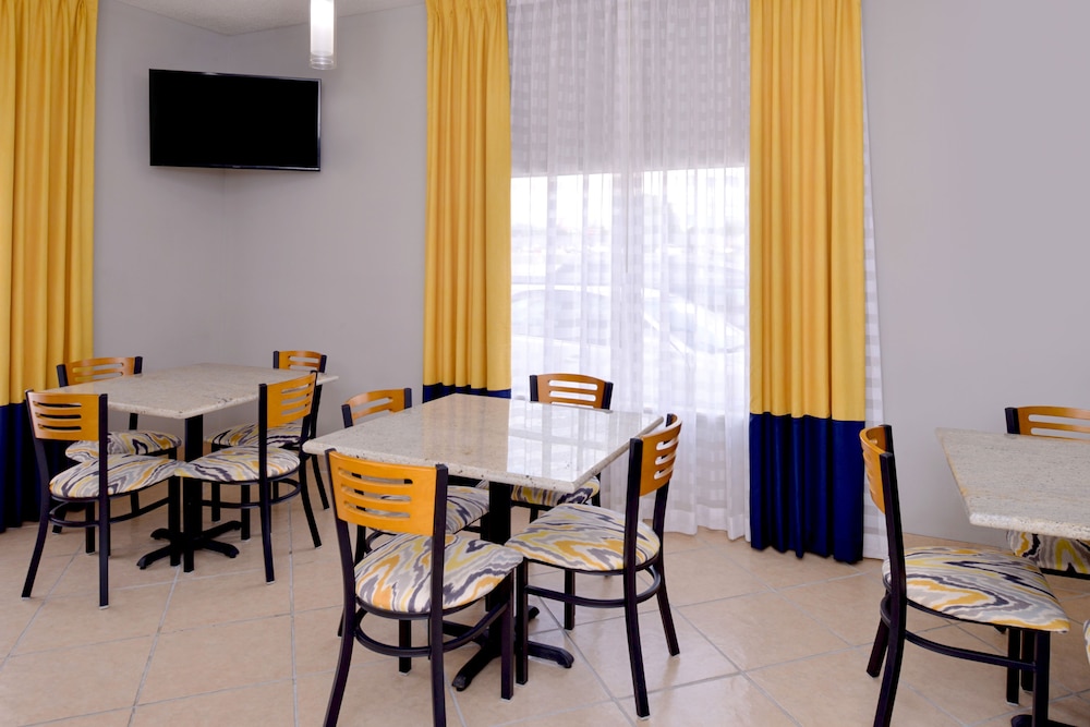 Americas Best Value Inn Monroeville 23/26