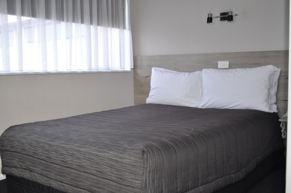 Carramar Motor Inn 20/64