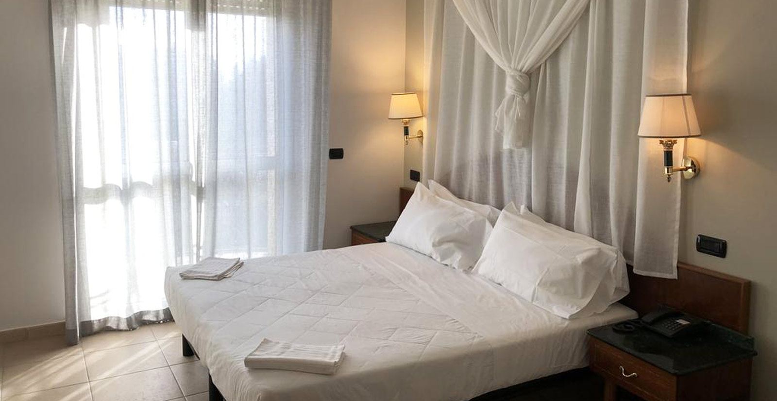 Classic, Double or Twin Bed, Balcony