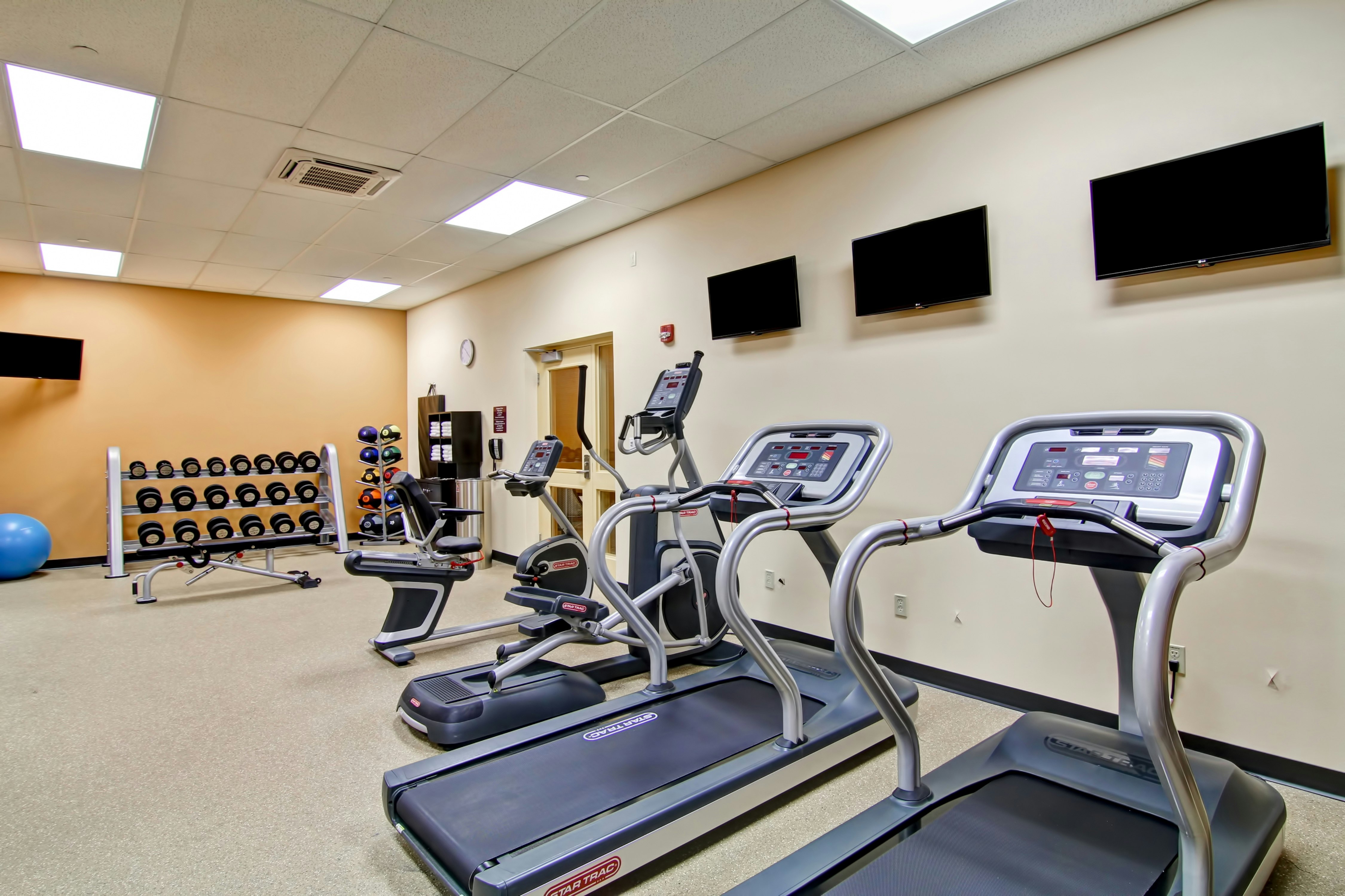 Hilton Garden Inn Ottawa Airport 44/86