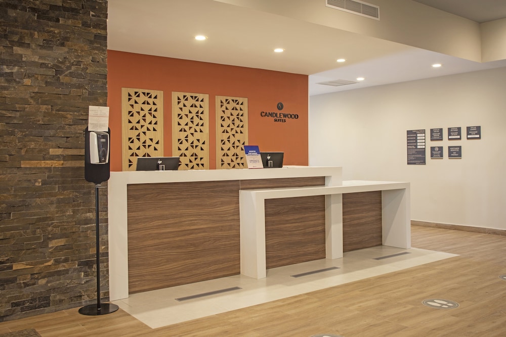 Candlewood Suites Guadalajara Galerias 5/49