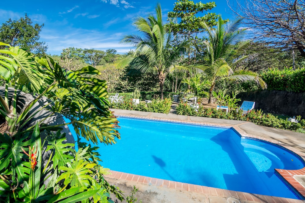 Hotel Cerro Lodge 35/50