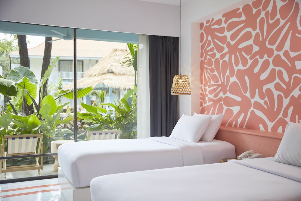 The Peri Hotel Hua Hin 16/50