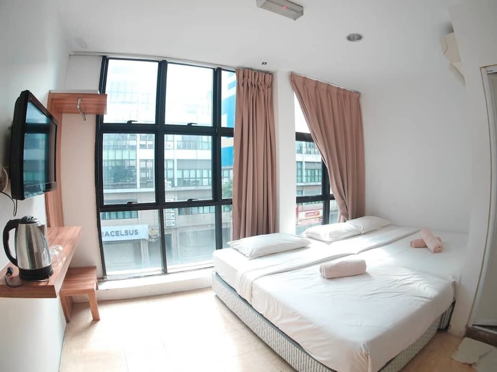 New Town Hotel USJ Sentral 4/25