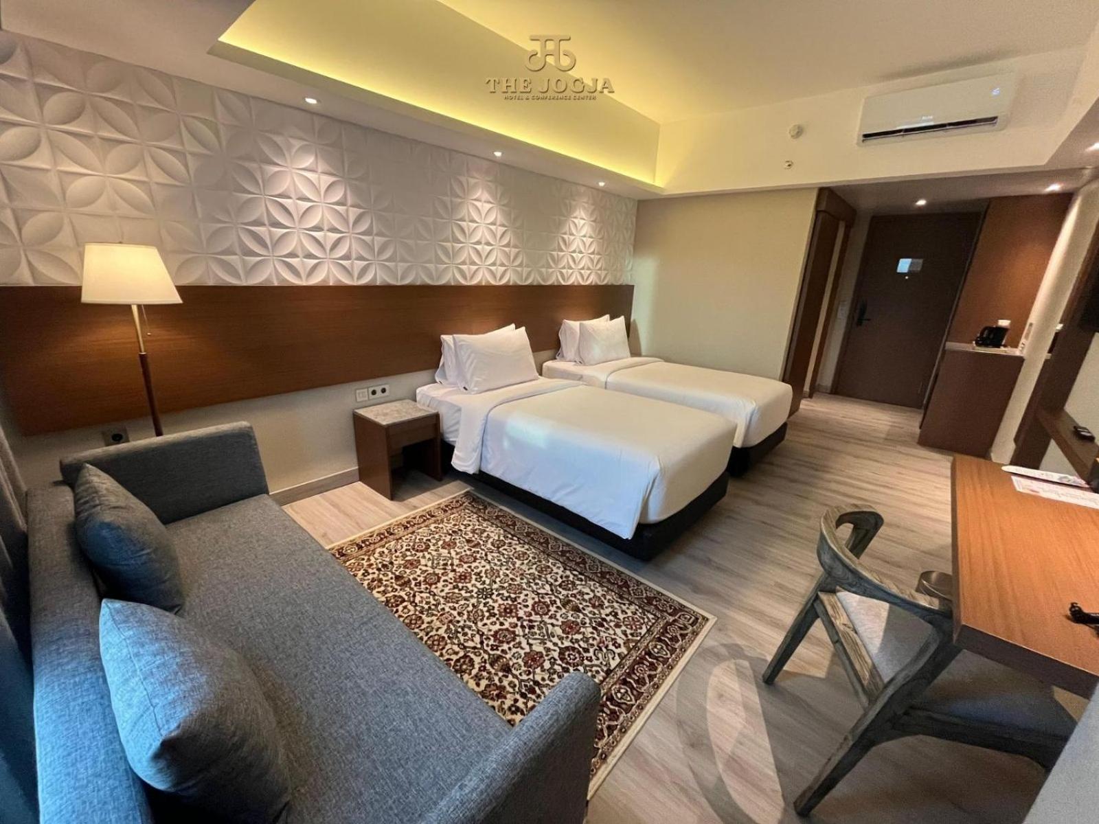 The Jogja Hotel and Conference Center 17/29
