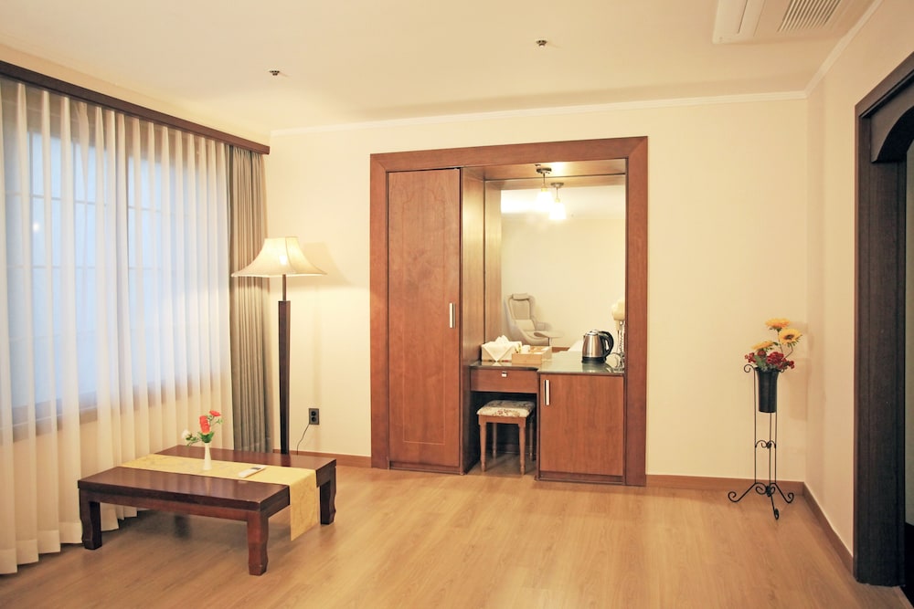 Ramada by Wyndham Suanbo 22/43