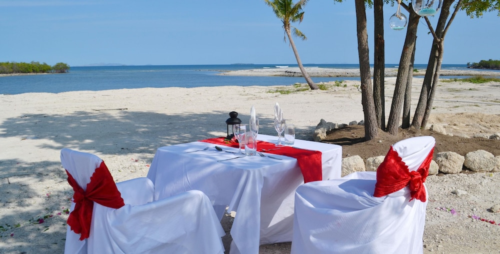 Nila Beach Resort Fiji 23/32