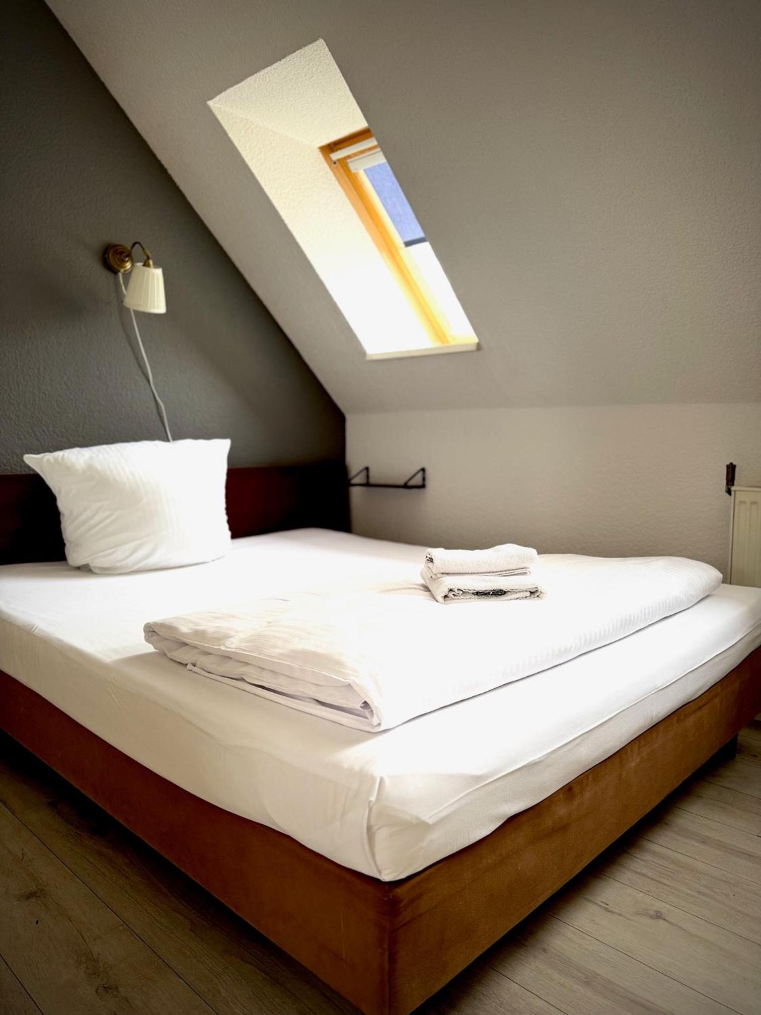 Room, Single, Attic
