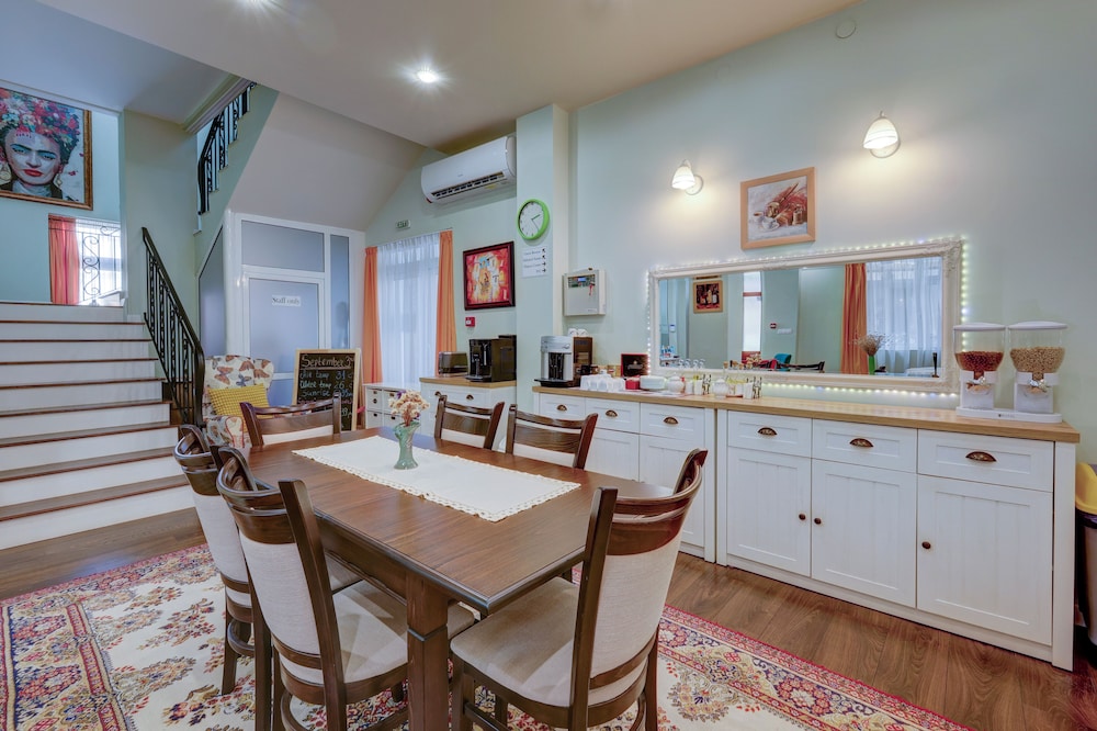City Boutique Inn 38/50