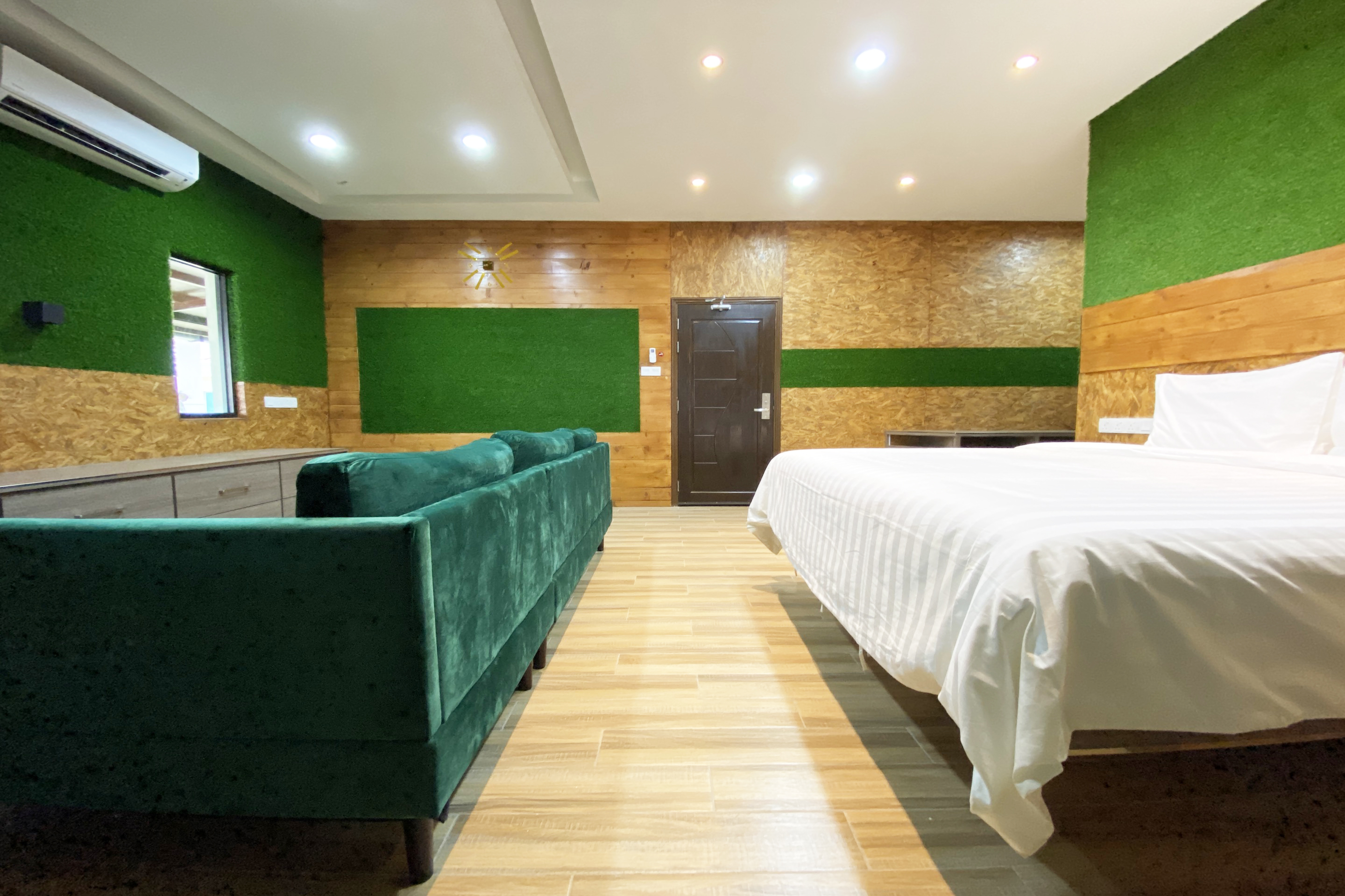 OYO 90262 Kota Kinabalu Homestay, Villa & Suite Boutique 8/18