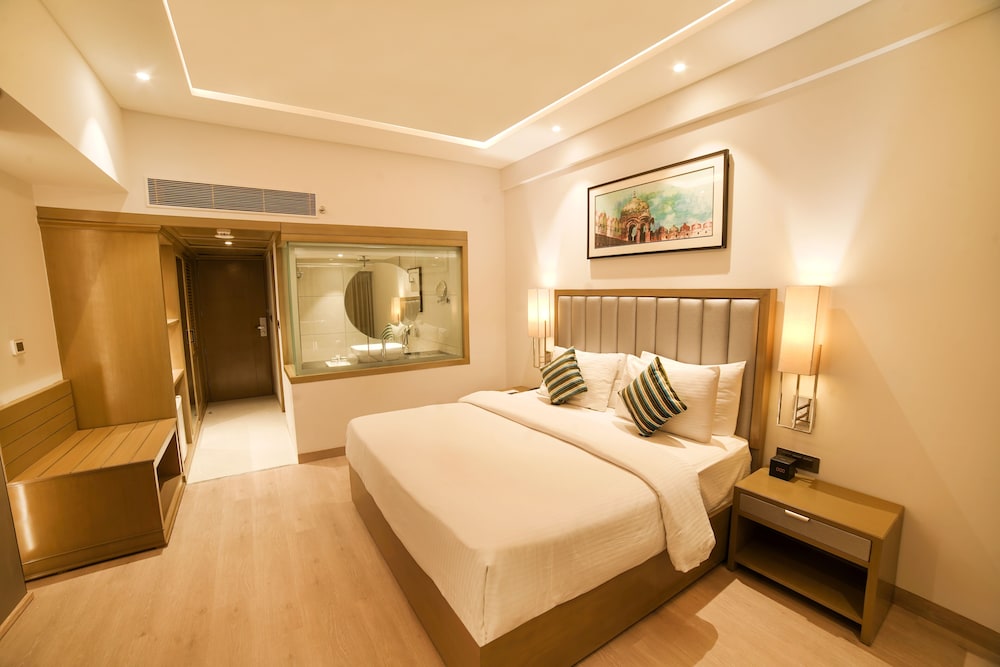 Regenta Place Amritsar 31/92