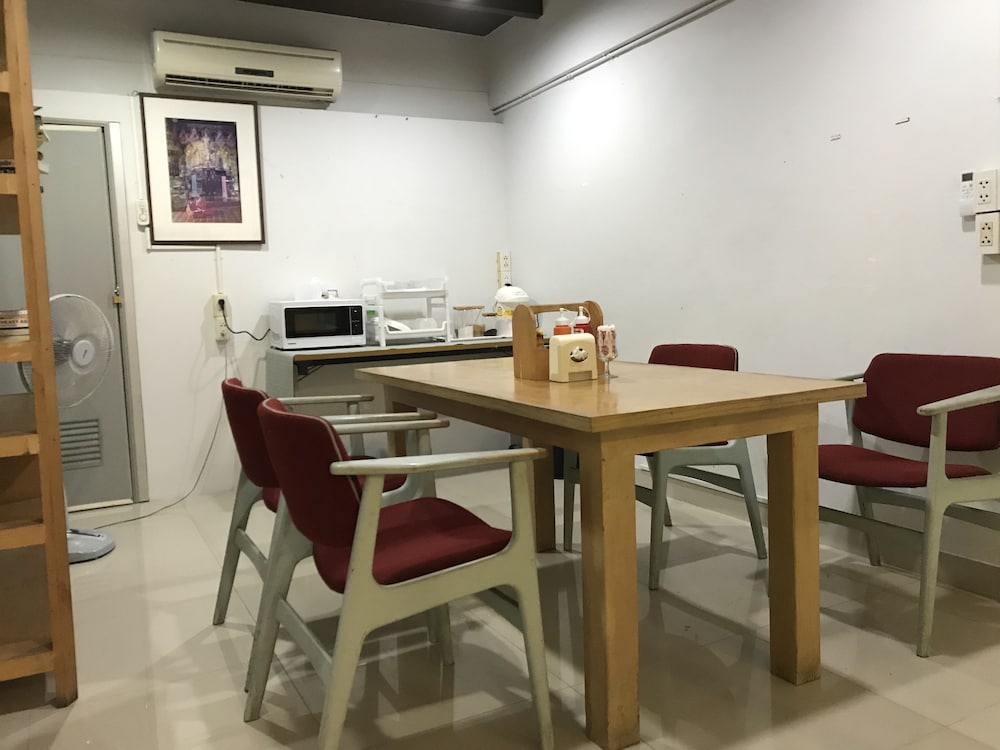 L42 Hostel Suvarnabhumi Airport 30/37