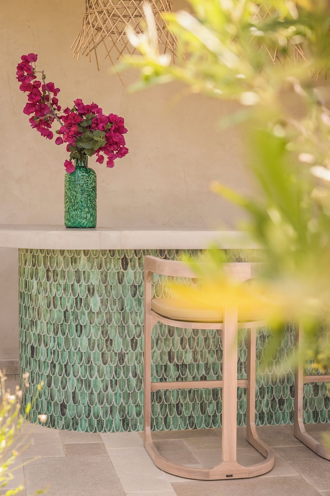Thalassa Boutique Hotel 4/77
