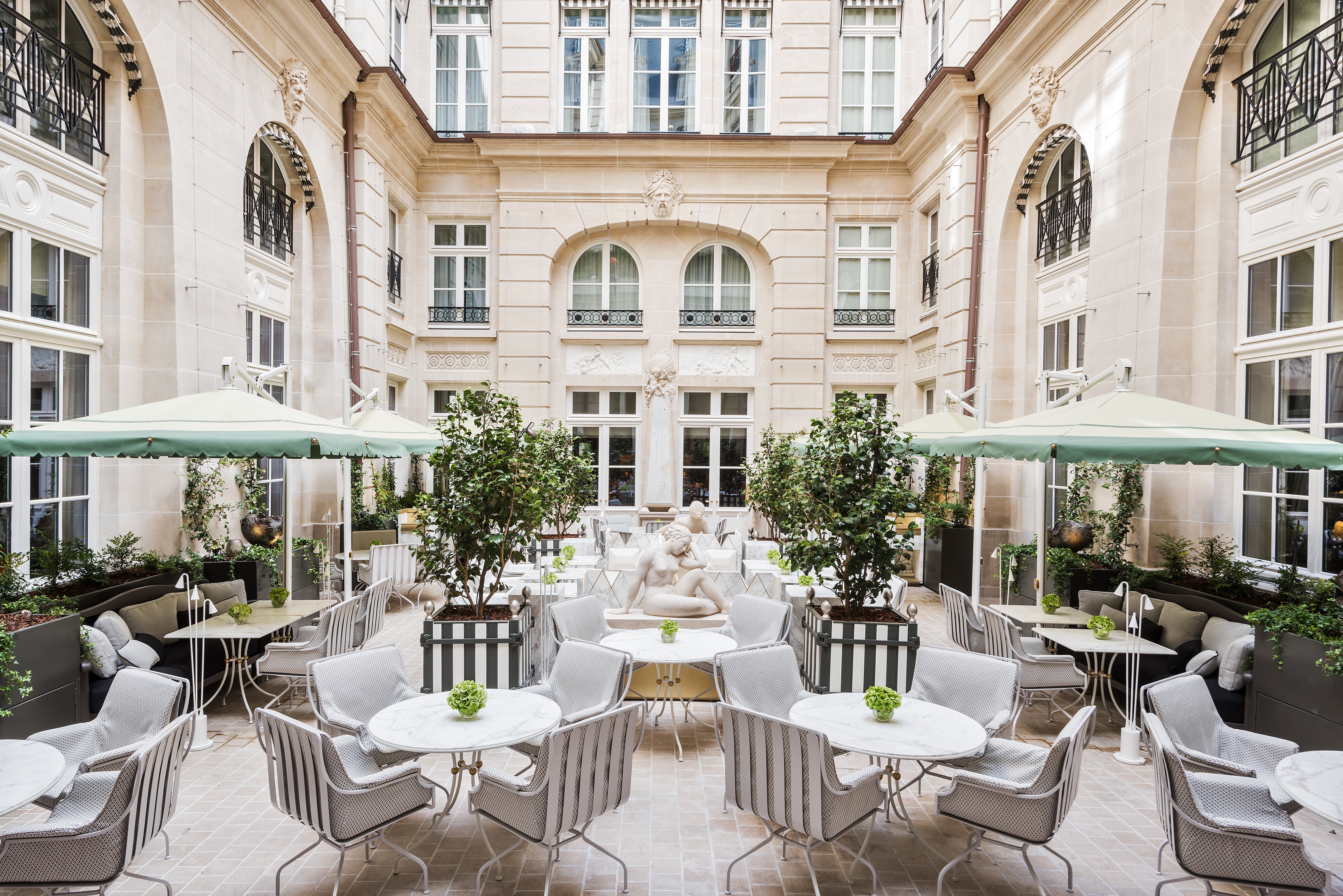 Hotel de Crillon A Rosewood Hotel 32/50