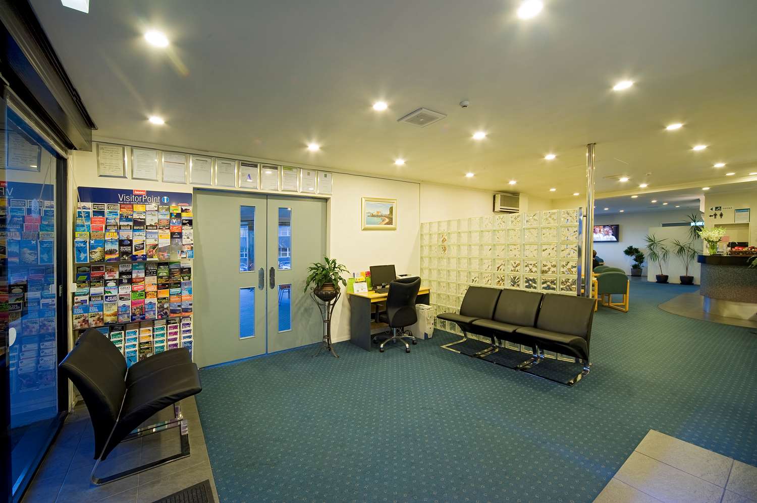 Best Western Ellerslie International 11/13