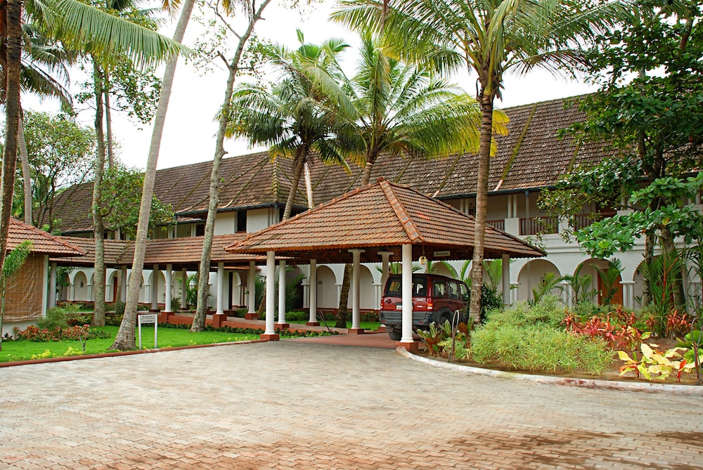 Lemon Tree Vembanad Lake Resort Muhamma 22/31