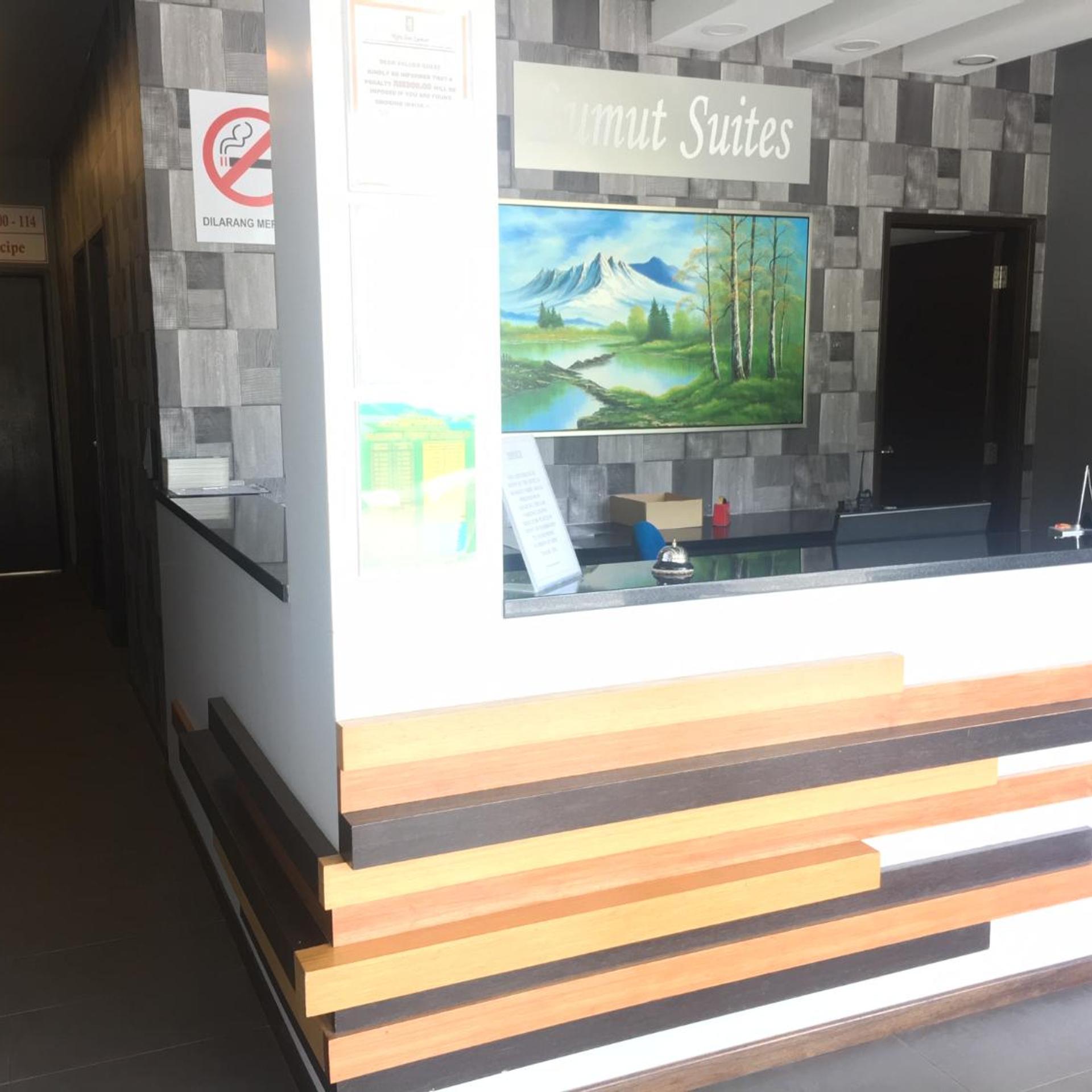 Lumut Suites 33/50