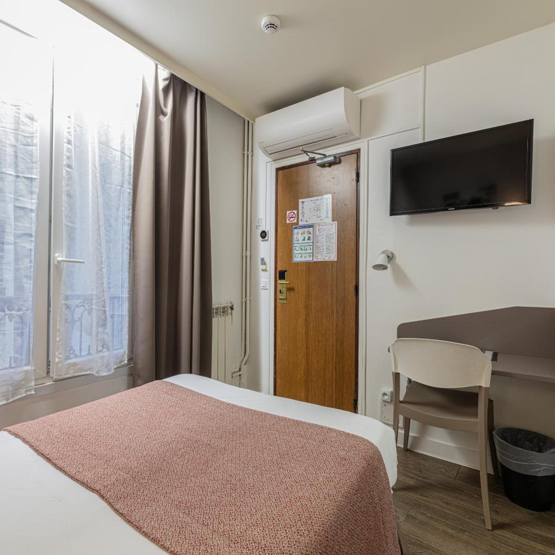Room, Single