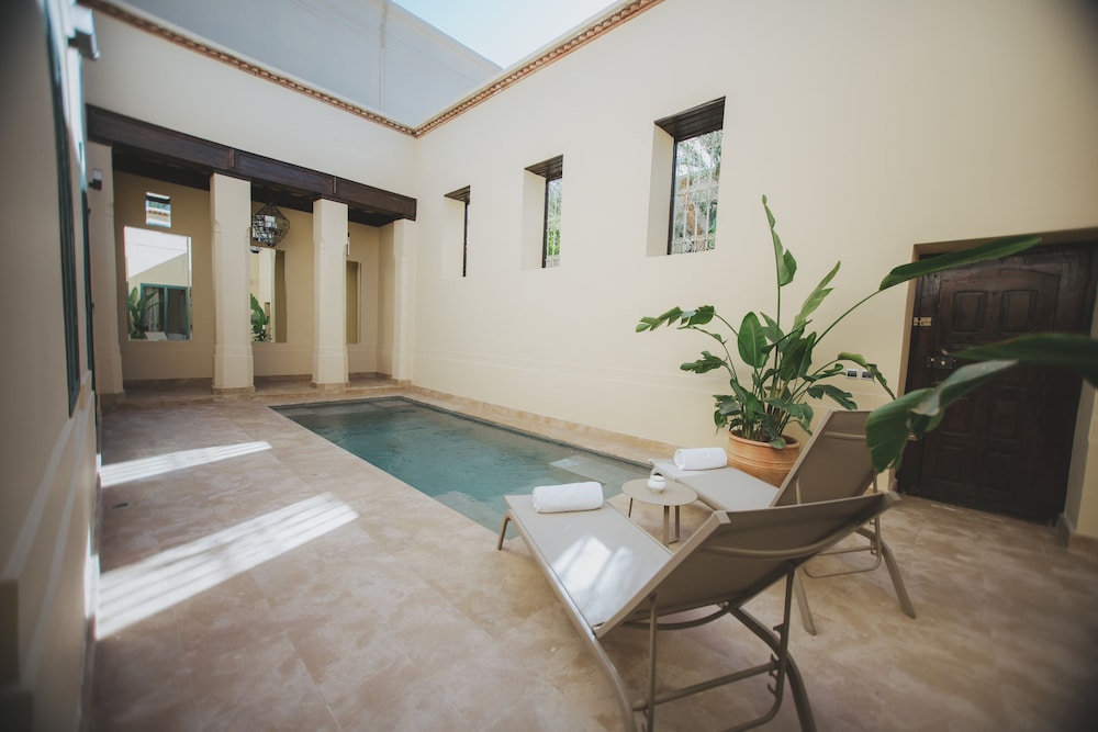 Riad Les Deux Tours 29/75