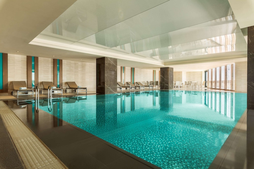 Swimming pool-spa
