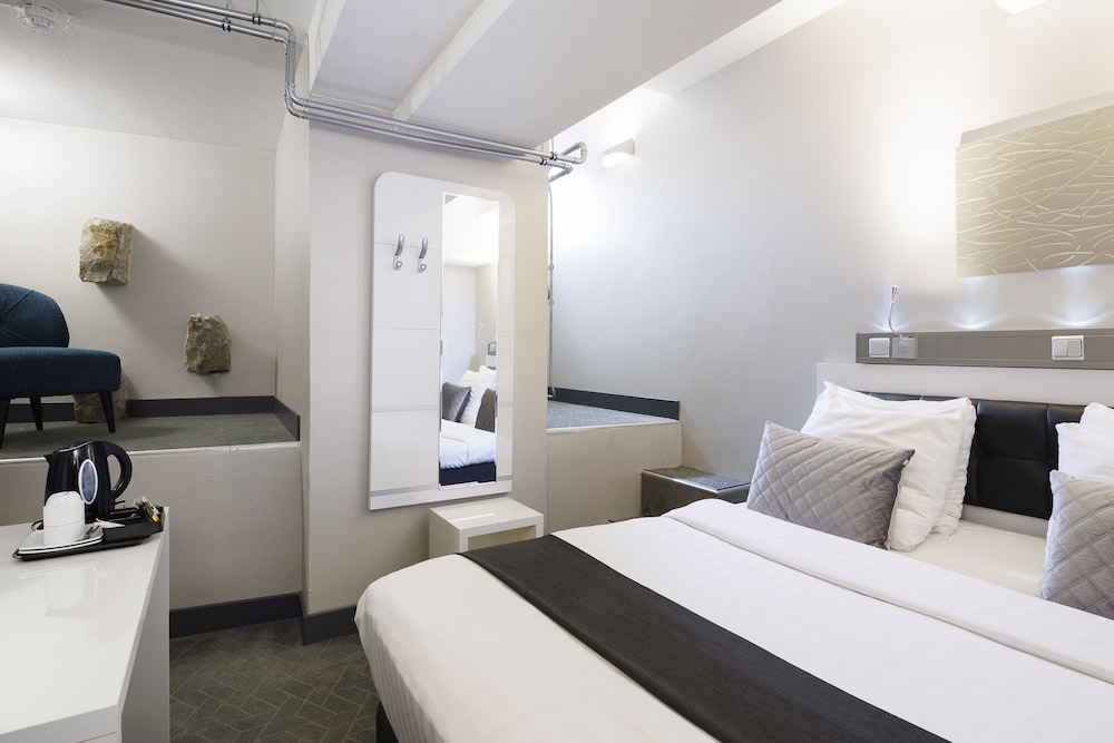 Hotel CC 20/50