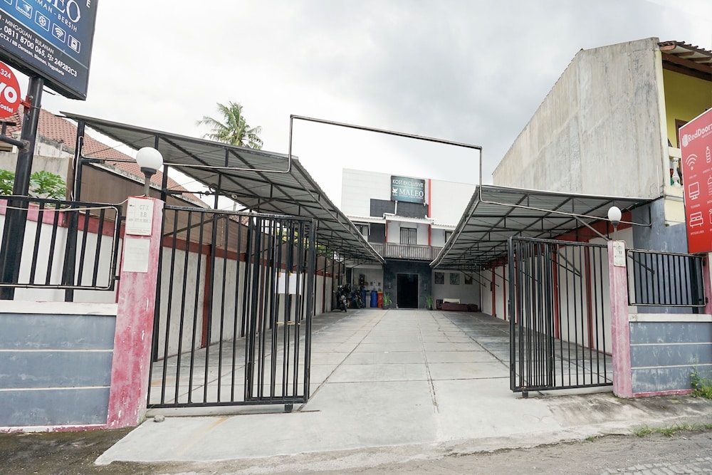 Hotel O Seturan Near Hartono Mall Yogyakarta Formerly Maleo Kostel in Catur Tunggal