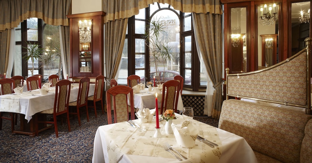 OREA HOTEL EXCELSIOR 24/35