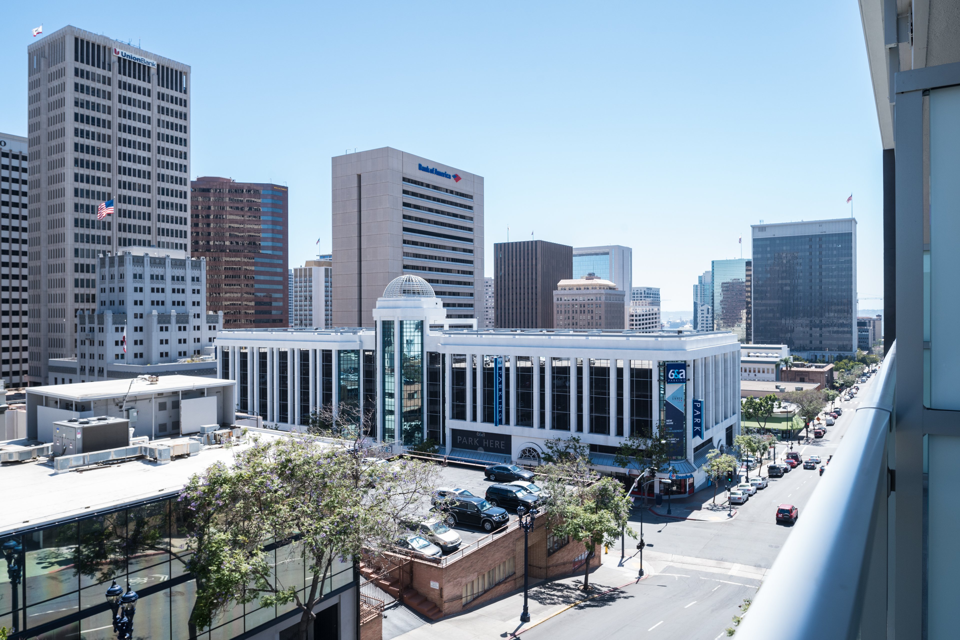 Holiday Inn Express San Diego Downtown 55/56