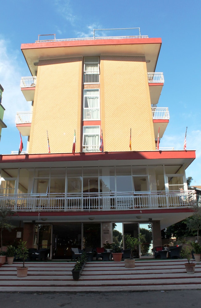 Hotel Fellini Rimini 2/19