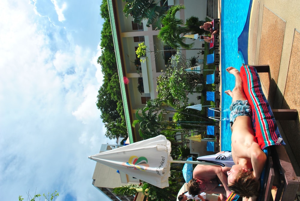 Karon Village Hotel 14/49