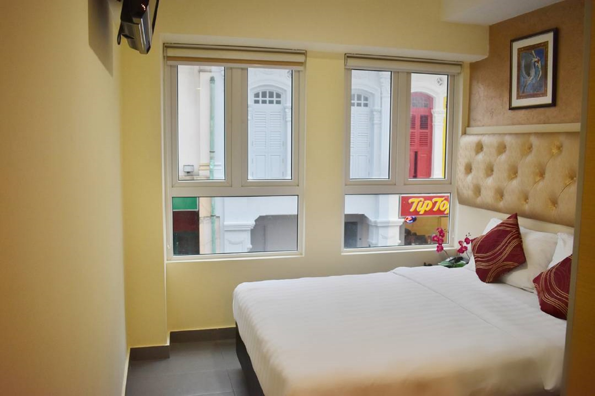 Deluxe, Double Bed