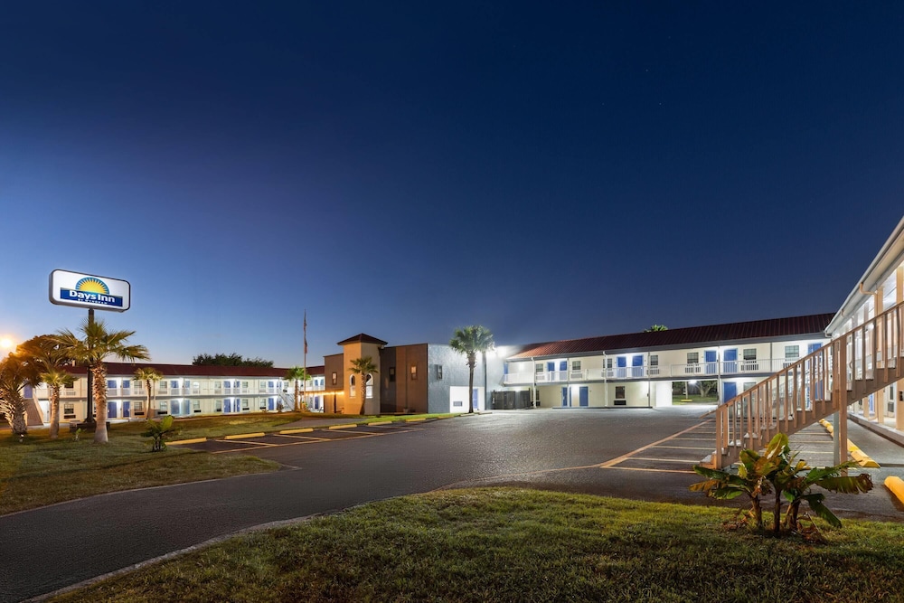 Days Inn by Wyndham Aransas Pass 46/50