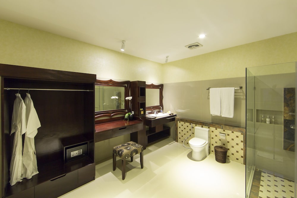 Flamingo Dewata Suite 39/87