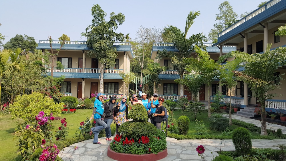 Chitwan Village Resort 10/39