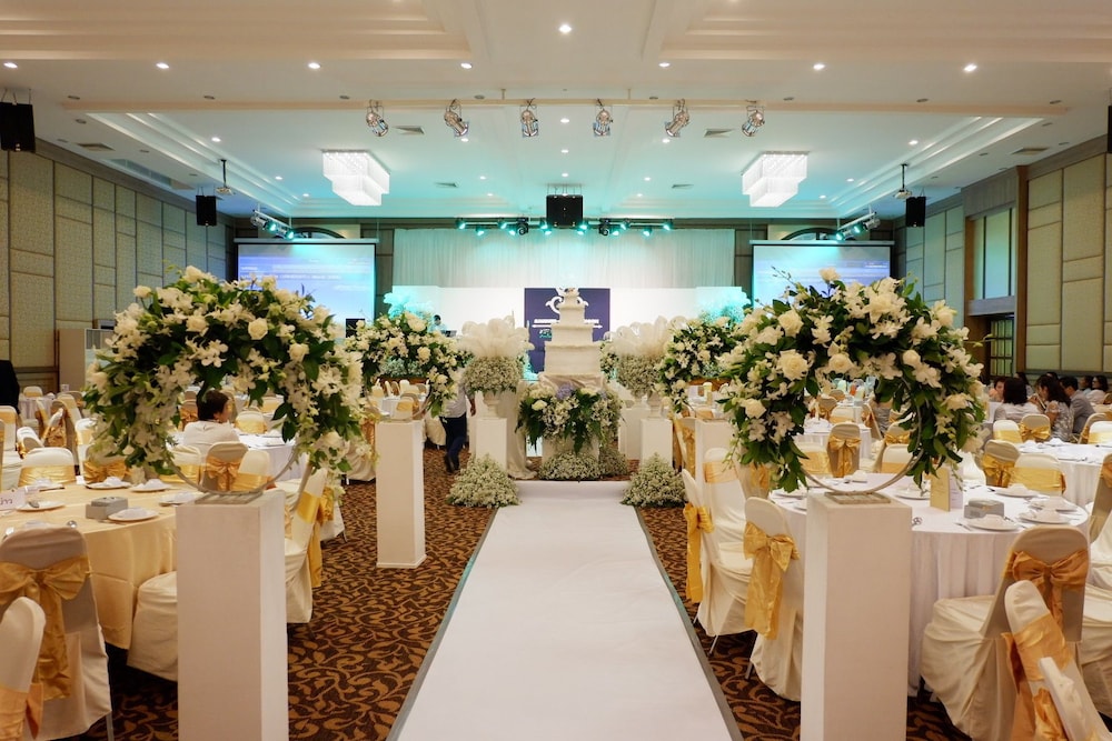 The Impress Nan Hotel 15/20