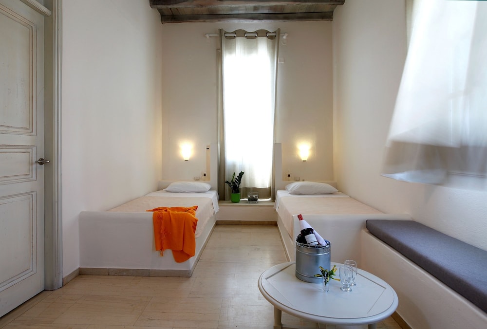 Olia Hotel 26/59