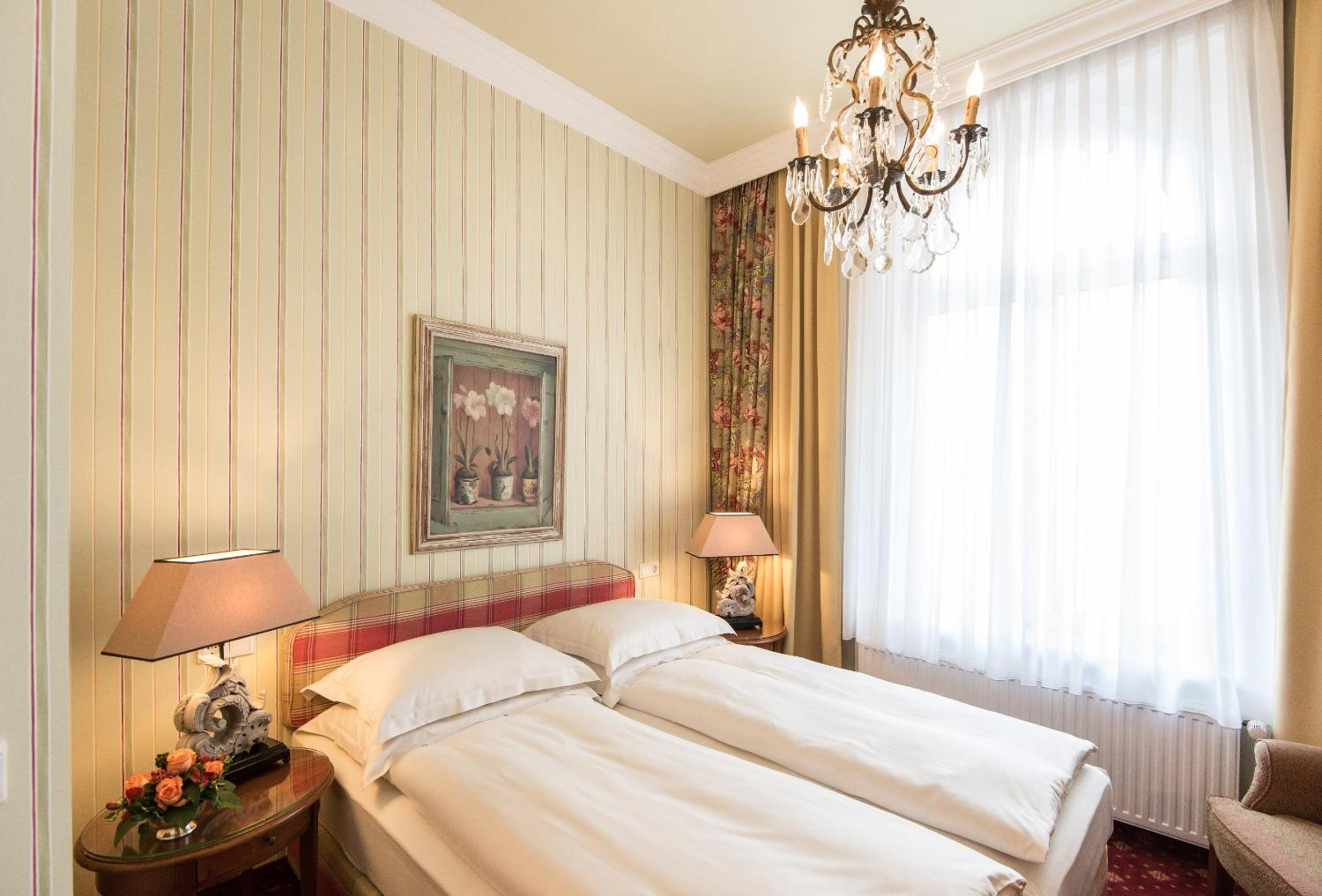 Standard, Double Bed