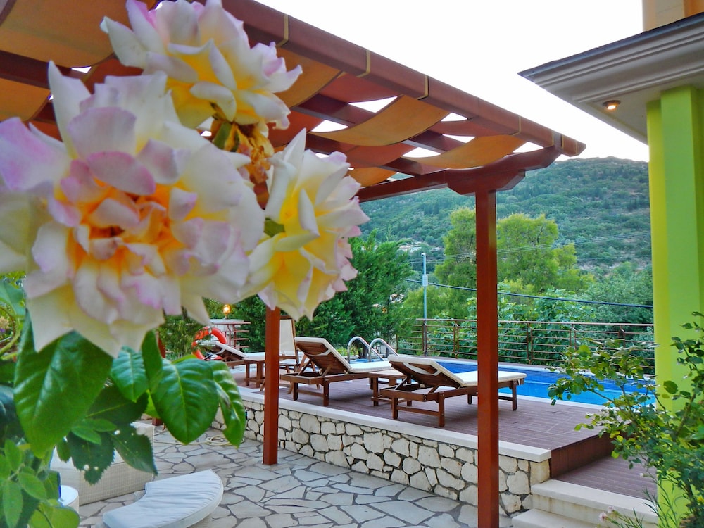 Prestige Villas 45/50